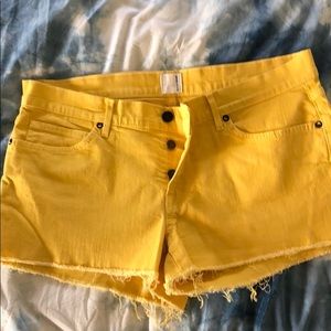 Yellow rich and skinny jean shorts